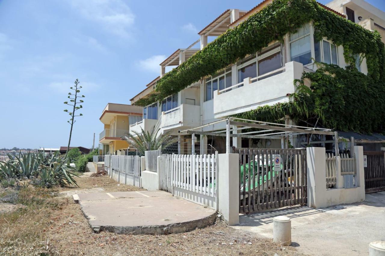 Balcone Sul Mediterraneo Punta Secca Extérieur photo